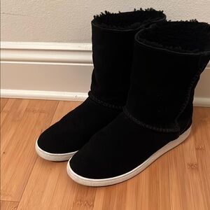 Ugg Women's Black Suede Boots